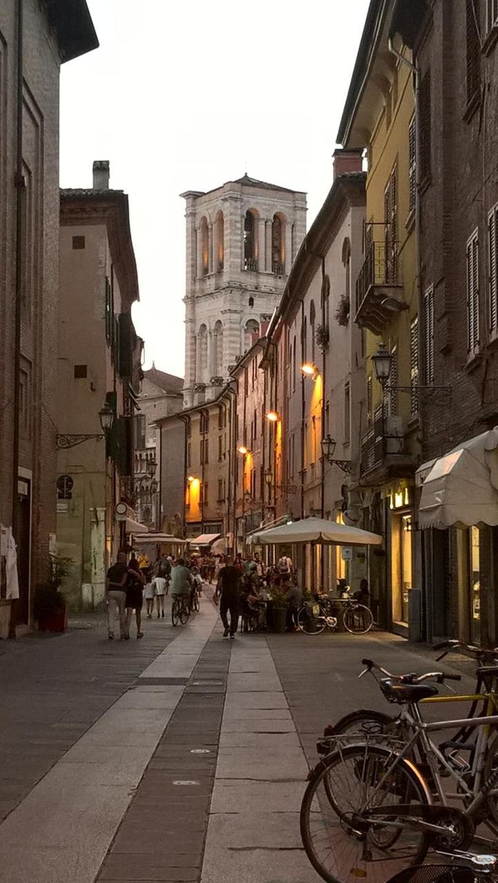 L'Oro Della Citta Bed & Breakfast Ferrara Luaran gambar